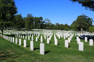 Fototapeta na wymiar WASHINGTON DC, USA - OCT 5, 2016: Gravestones on Arlington National Cemetery in Washington on 5 October 2016.The cemetery was established during the Civil War on the grounds of Arlington House