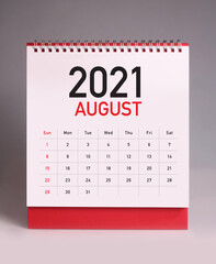 Simple desk calendar 2021 - August