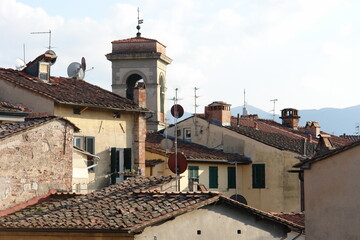 scorcio Tetto e antenna citt&agrave; toscana