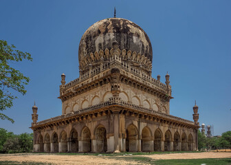 Obraz premium Tombs of Qutb Shahi, Hyderabad, India 
