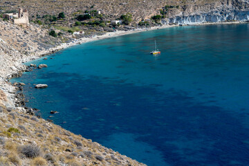 Obraz premium Las Negras bay with its white pueblo tucked amidst volcanic rocks