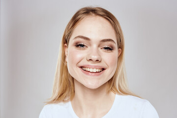 emotional blonde white t-shirt close-up studio lifestyle fun