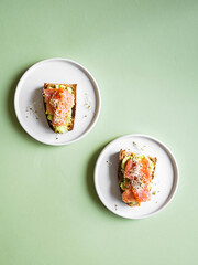 Healthy avocado and salmon toasts