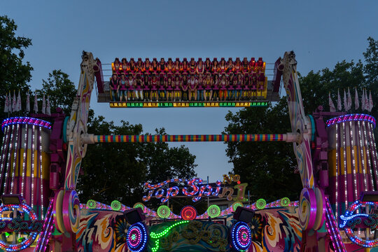 Fahrgesch&auml;ft auf Volksfest Darmstadt Heinerfest