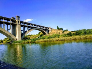 Naklejka na ściany i meble bridge over the river