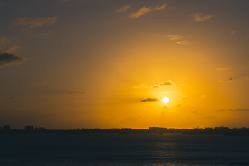 Fototapeta na wymiar sunset, sky, sun, sea, ocean, water