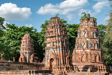 Fototapeta na wymiar pictures of Wat (temples) in Ayutthaya, Thailand