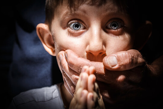 Paedophile Bilder Durchsuchen 1,299 Archivfotos, und