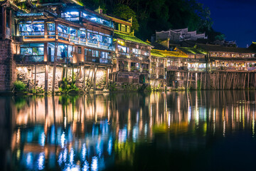 中国湖南湘西凤凰古城夜景