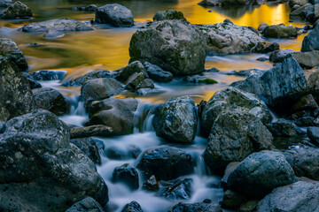 Fototapeta premium 中国四川巴中南江光雾山红叶