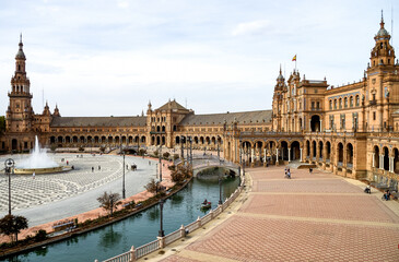 Fototapeta na wymiar Plaza de Espana, Spanish square in the centre of Seville, Andalusia, Spain.