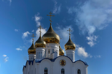 Fototapeta na wymiar Russian Orthodox Cathedral - Petropavlovsk-Kamchatsky