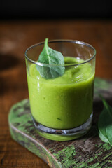 Vegan spinach and ginger smoothie drink