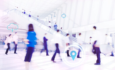 Obraz premium Business people in a blurred motion