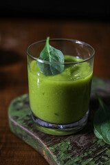 Vegan spinach and ginger smoothie drink