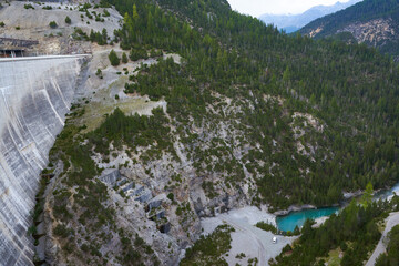 Am Lago di Livigno zwischen Italien und der Schweiz