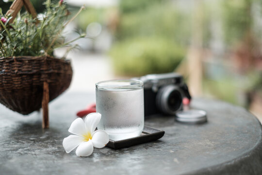 Bakery and drinks in a coffee shop