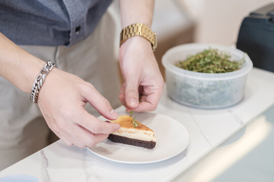 Bakery and drinks in a coffee shop