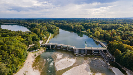 Hochablass der Lech in Augsburg - Drohnenperspektive Architektur Fotografie