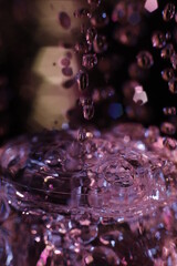 Butelka makro woda krople kolorowe © Seance_Photo_Sylwia