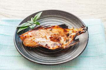 焼魚　赤魚の粕漬け