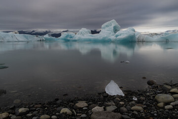 iceberg in jokulsarlon lagoon