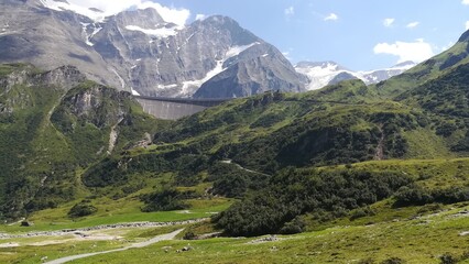 Naklejka premium Alps - dam in Kaprun