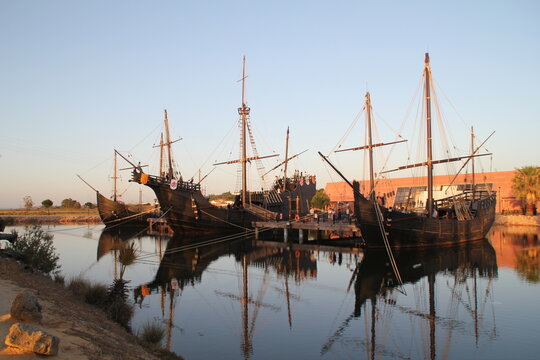 Las tres carabelas de Col&oacute;n. Puerto de Palos.