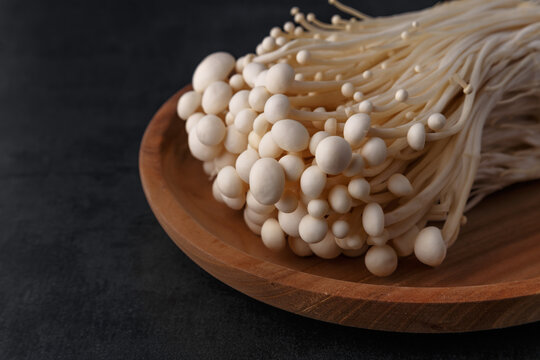 รูปภาพEnoki – เลือกดูภาพถ่ายสต็อก เวกเตอร์ และวิดีโอ11,531 | Adobe Stock