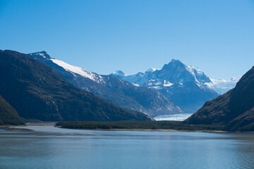 The southern coast of Chile presents a large number of fjords and fjord-like channels from the latitudes of Cape Horn