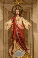 Naklejka premium Sacred Heart of Jesus statue