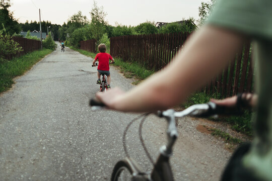Children spend the summer in the village.