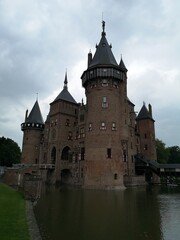 Fototapeta premium utrecht, nederlands, castle, flowers, spring, trip, explorind, landscape