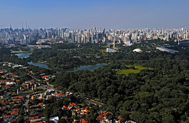 Vista aérea do parque do Ibirapuera. São Paulo. Brasil