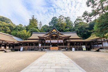 Fototapeta premium 大和國一之宮 大神神社 奈良県桜井市 Oomiwa Shrine Nara-ken Sakurai city