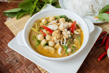 Rice noodles and crab curry. Traditional food of thailand.