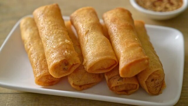 deep fried spring roll with sauce