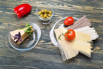 delicious noodles with fresh vegetables and cheese