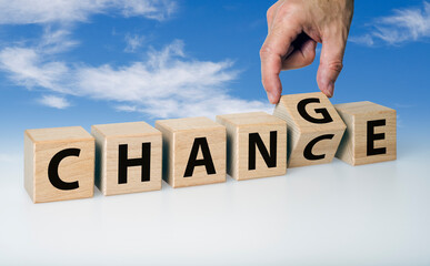 CHANG(C)E, Würfel und Hand