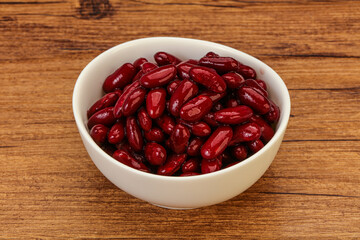 Red baked kidney in the bowl