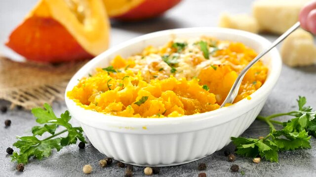 pumpkin gratin with cheese