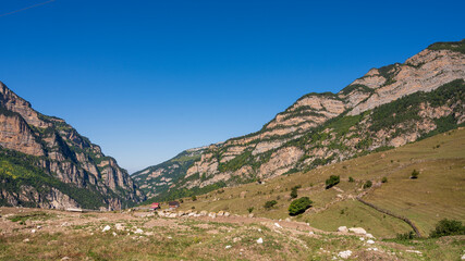 Fototapeta na wymiar mountain landscape in the mountains, view of the mountains