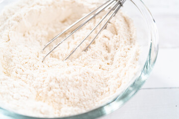 Making pizza dough