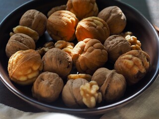 한국의 전통음식 호두과자

