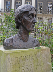 LONDON, UNITED KINGDOM - Apr 08, 2016: A bust of the writer Virginia Woolf