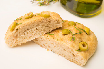 ROSEMARY FOCACCIA BREAD close up