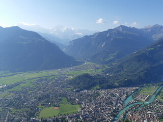 Fototapeta na wymiar Aussicht von der Harder Kulm auf Eiger, Mönch und Jungfrau 2, Interlaken, Schweiz
