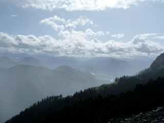Obraz premium Pyramidenspitze mountain hiking tour in Tyrol, Austria