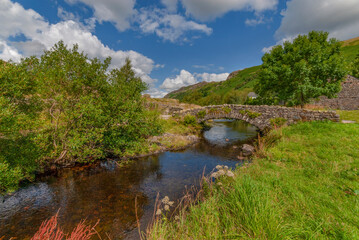 Fototapeta na wymiar Watendlath packhorse bridge Cumbria