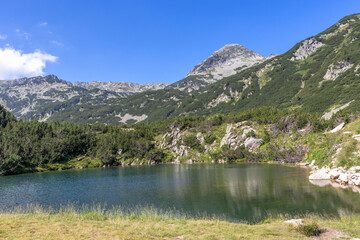 Fototapeta na wymiar Okoto (The Eye) Lake, Pirin Mountain, Bulgaria